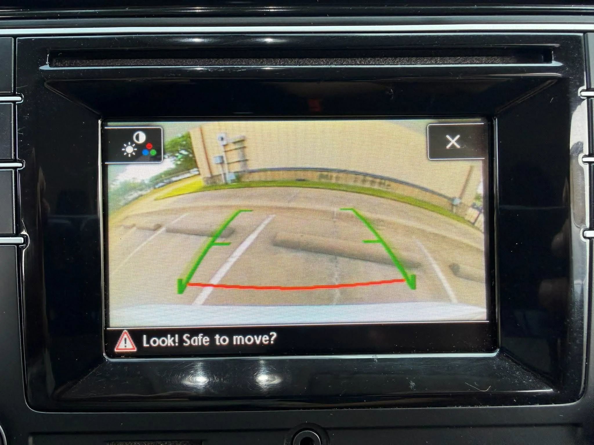 Used 2017 Volkswagen Passat 1.8T S FWD image 14