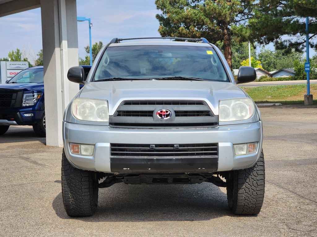 Used 2004 Toyota 4Runner SR5 AWD/4WD image 5