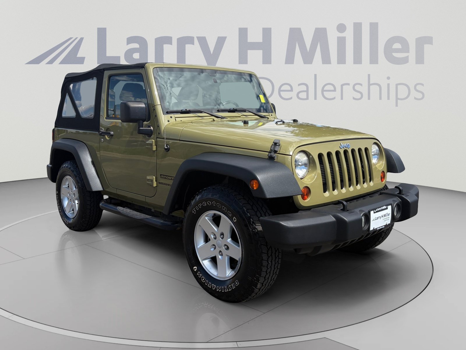 Used 2013 Jeep Wrangler Sport AWD/4WD image 7