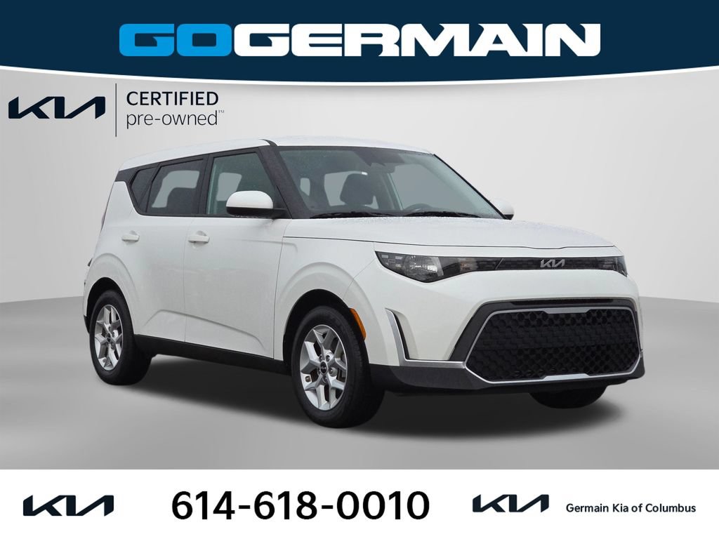 Certified 2025 Kia Soul LX w/ LX Technology Package FWD image 6