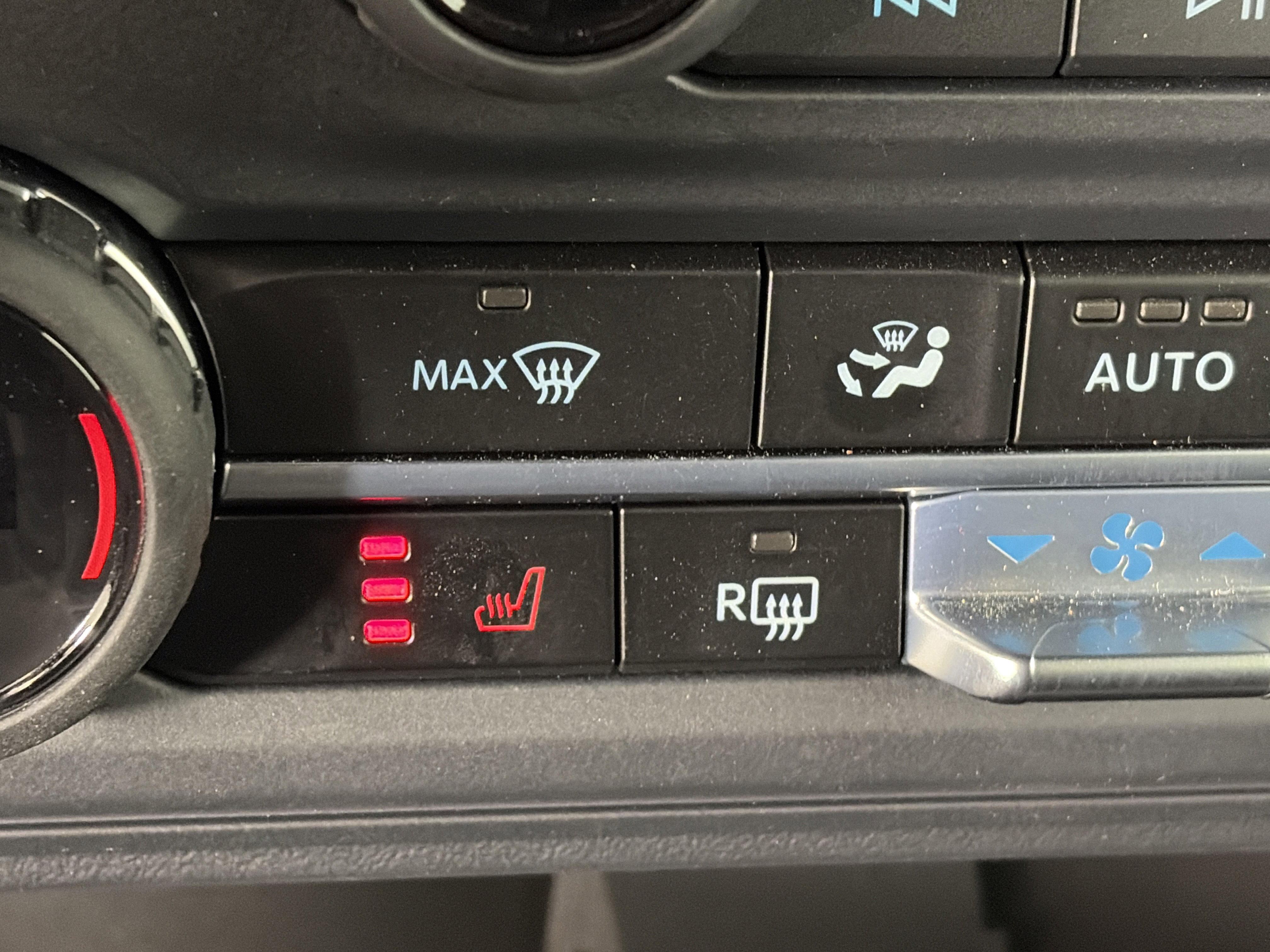 Used 2023 Ford Bronco Black Diamond image 24