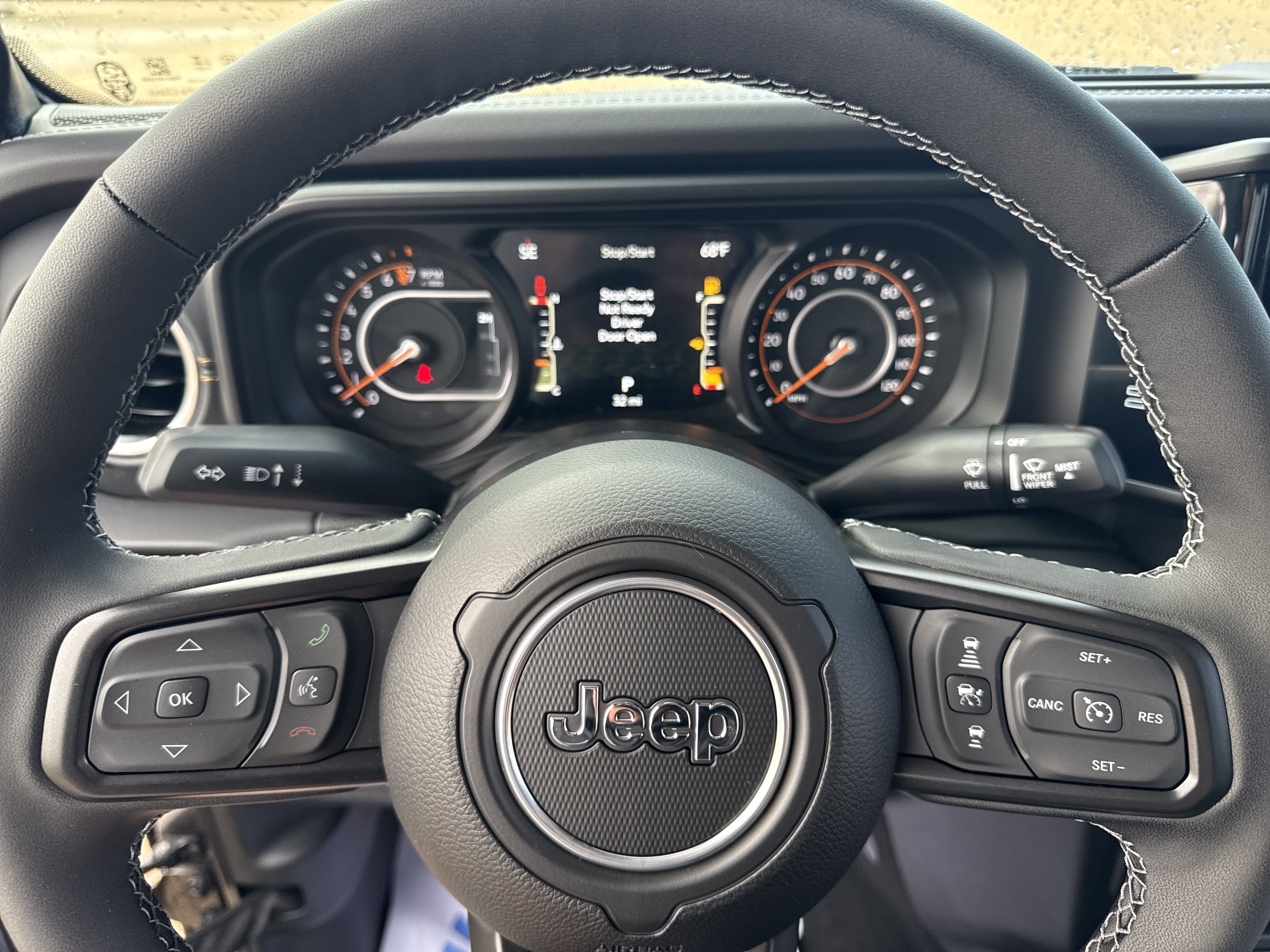 New 2025 Jeep Gladiator Sport w/ Premium Package image 18