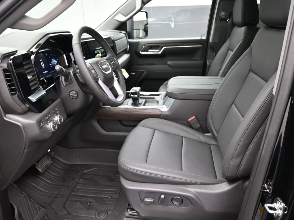 New 2026 GMC Sierra 1500 SLT w/ SLT Premium Plus Package image 9