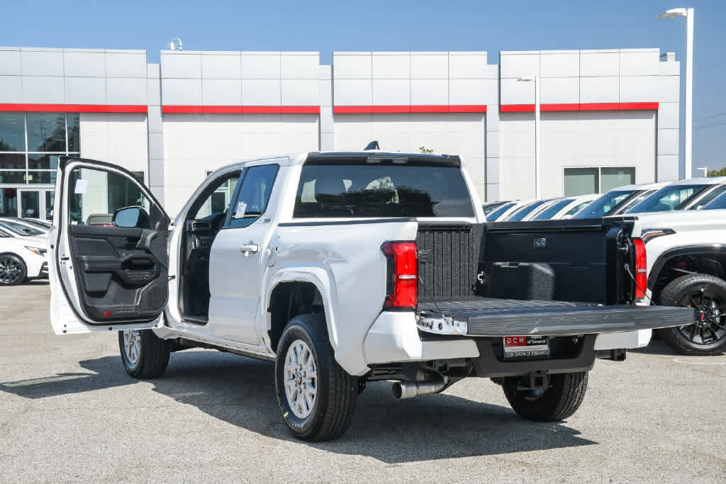 New 2026 Toyota Tacoma SR5 AWD/4WD image 27