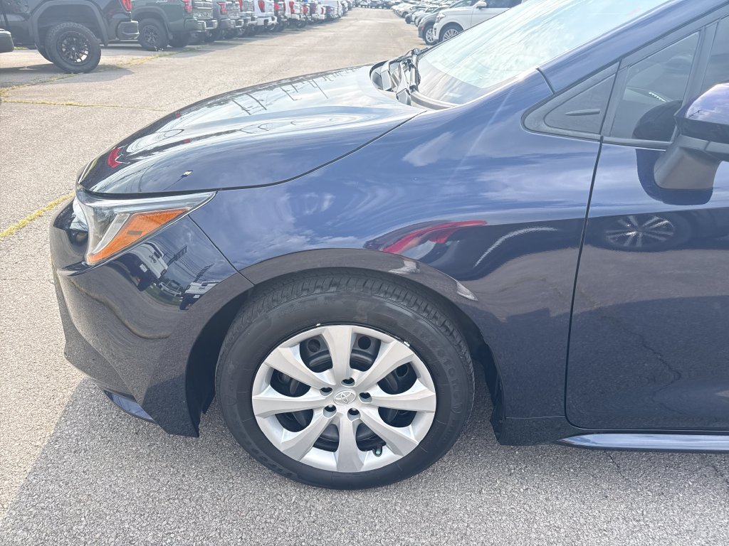 Used 2024 Toyota Corolla LE FWD image 10
