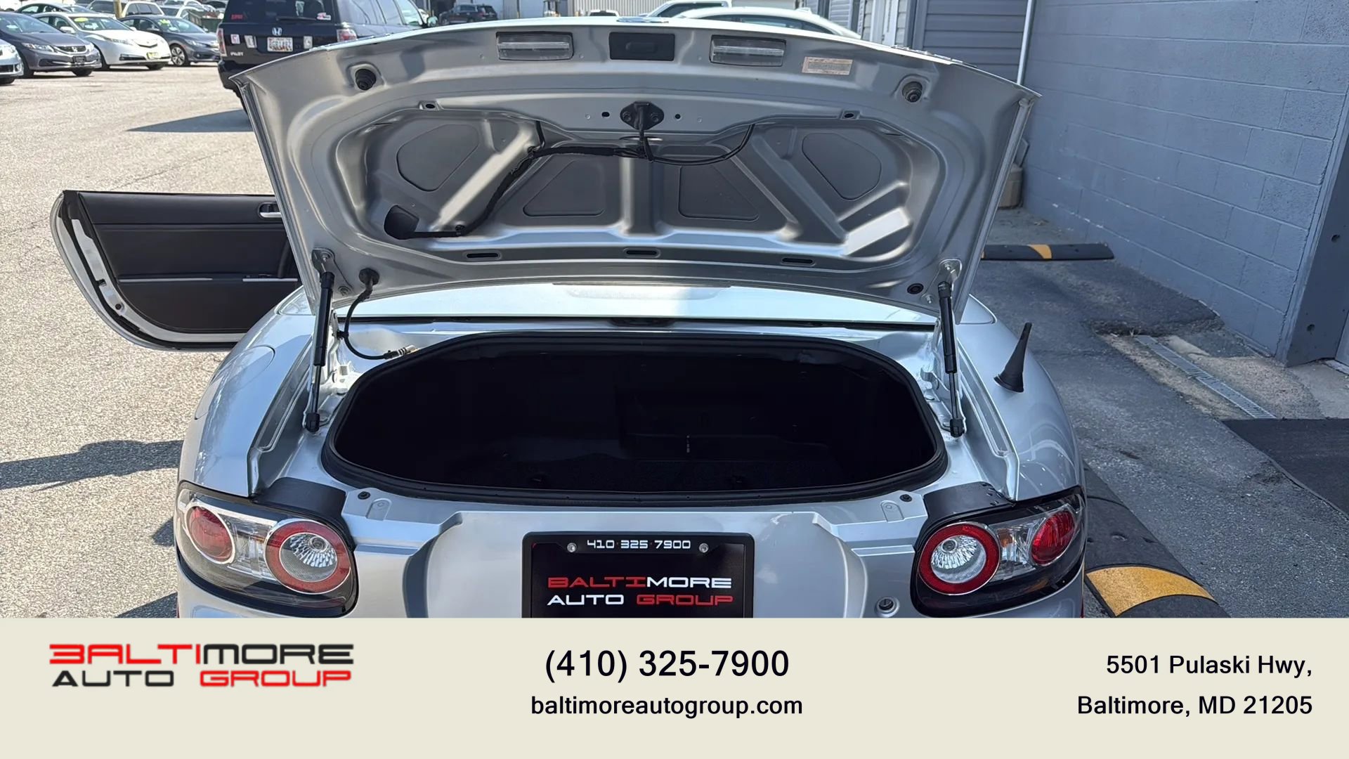 Used 2008 MAZDA MX-5 Miata Grand Touring w/ Premium Pkg image 30