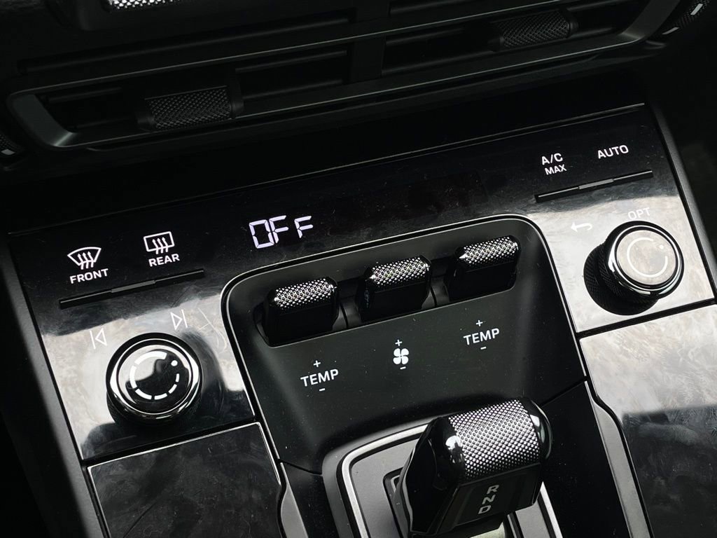 Used 2023 Porsche 911 Carrera T RWD image 20