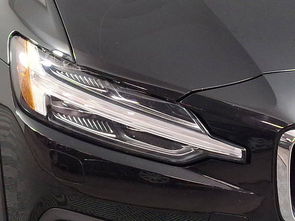 Used 2022 Volvo V60 T5 Cross Country w/ Advanced Package image 13