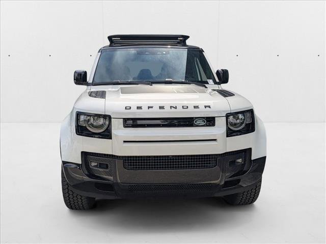 New 2025 Land Rover Defender 110 X-Dynamic SE image 7