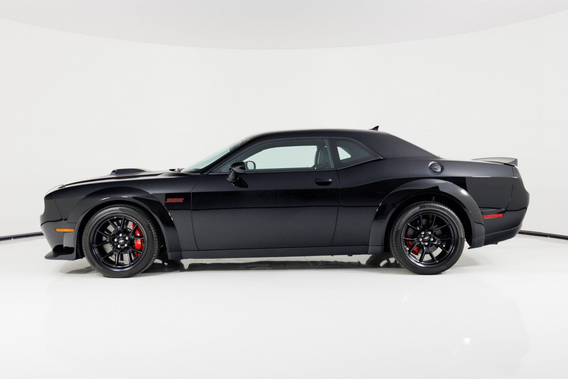 Used 2023 Dodge Challenger R/T Scat Pack RWD image 6