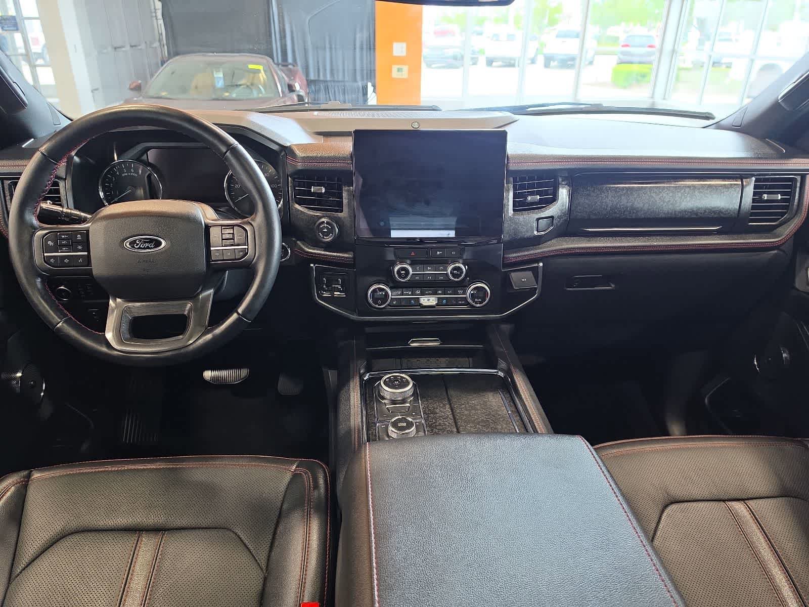 Used 2023 Ford Expedition Limited AWD/4WD image 35