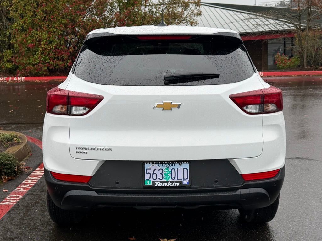 Used 2025 Chevrolet TrailBlazer LS w/ LS Convenience Package image 6