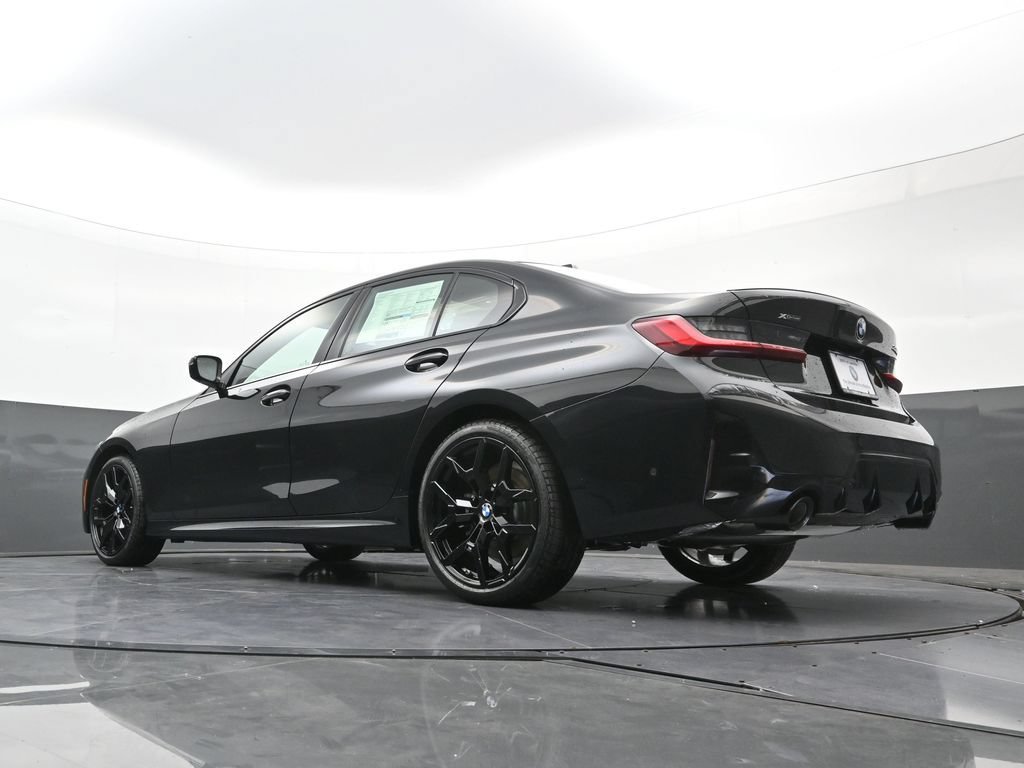 New 2026 BMW 330i xDrive Sedan w/ M Sport Package AWD/4WD image 25