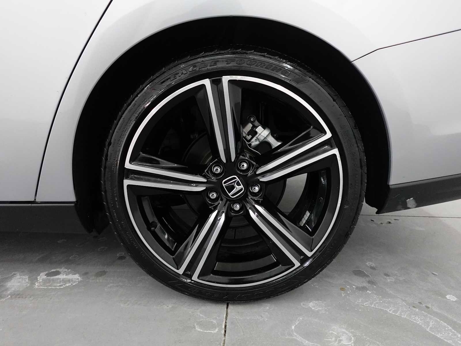 Certified 2025 Honda Accord Sport image 9