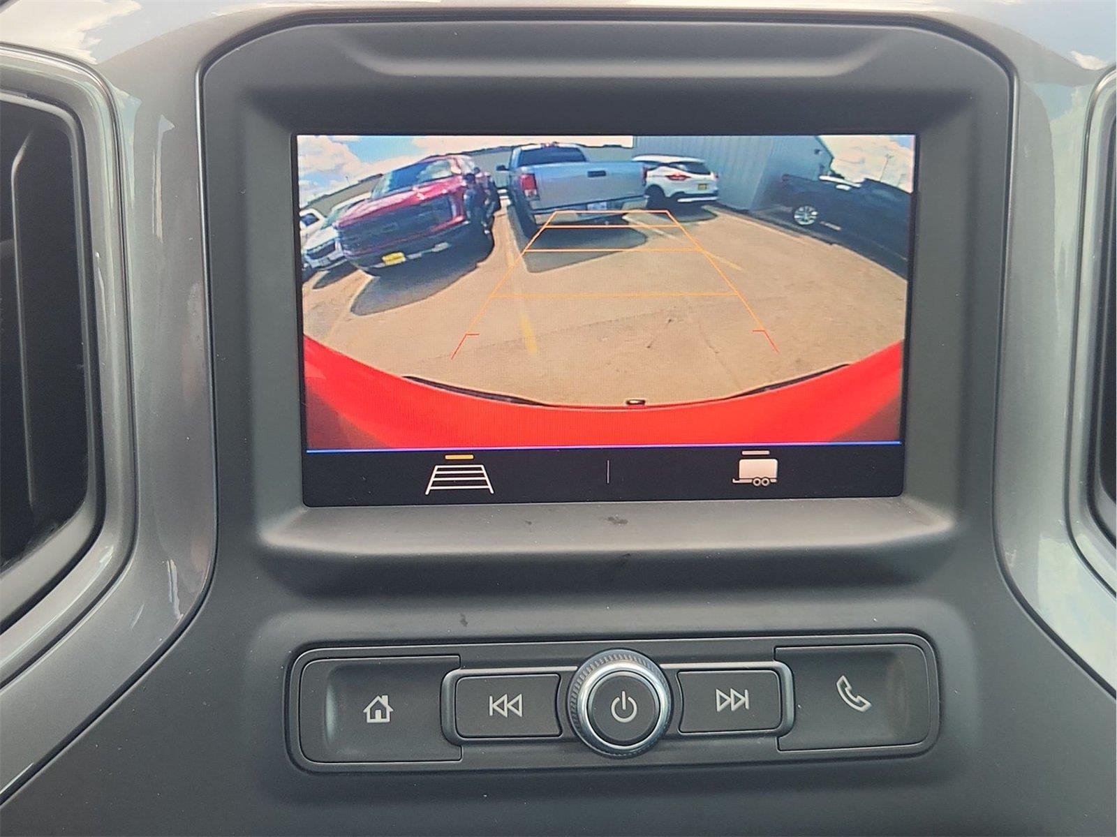 Used 2020 Chevrolet Silverado 1500 Custom w/ Custom Value Package AWD/4WD image 14