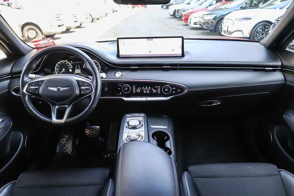 Used 2024 Genesis GV70 2.5T w/ Sport Prestige Package AWD/4WD image 12