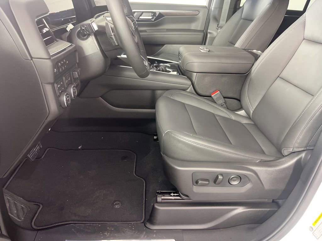 New 2026 Chevrolet Tahoe Z71 w/ Z71 Off-Road Package image 13