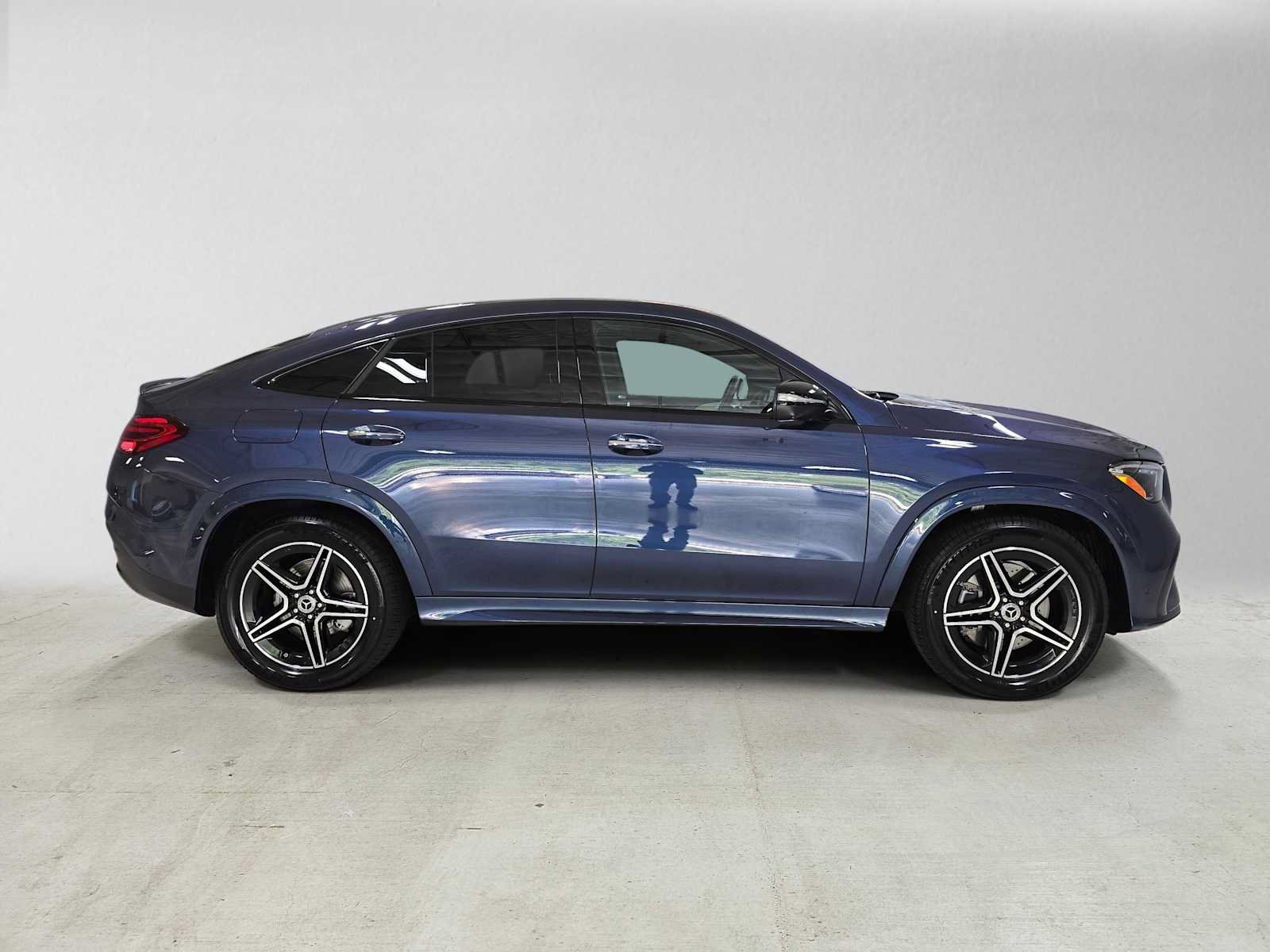 Used 2026 Mercedes-Benz GLE 450 4MATIC Coupe image 2