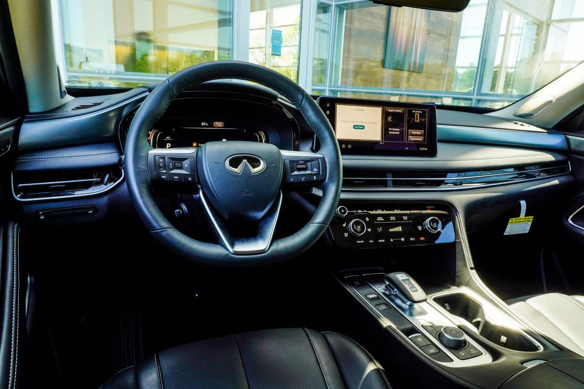 Certified 2026 INFINITI QX60 Luxe w/ Cargo Package image 16