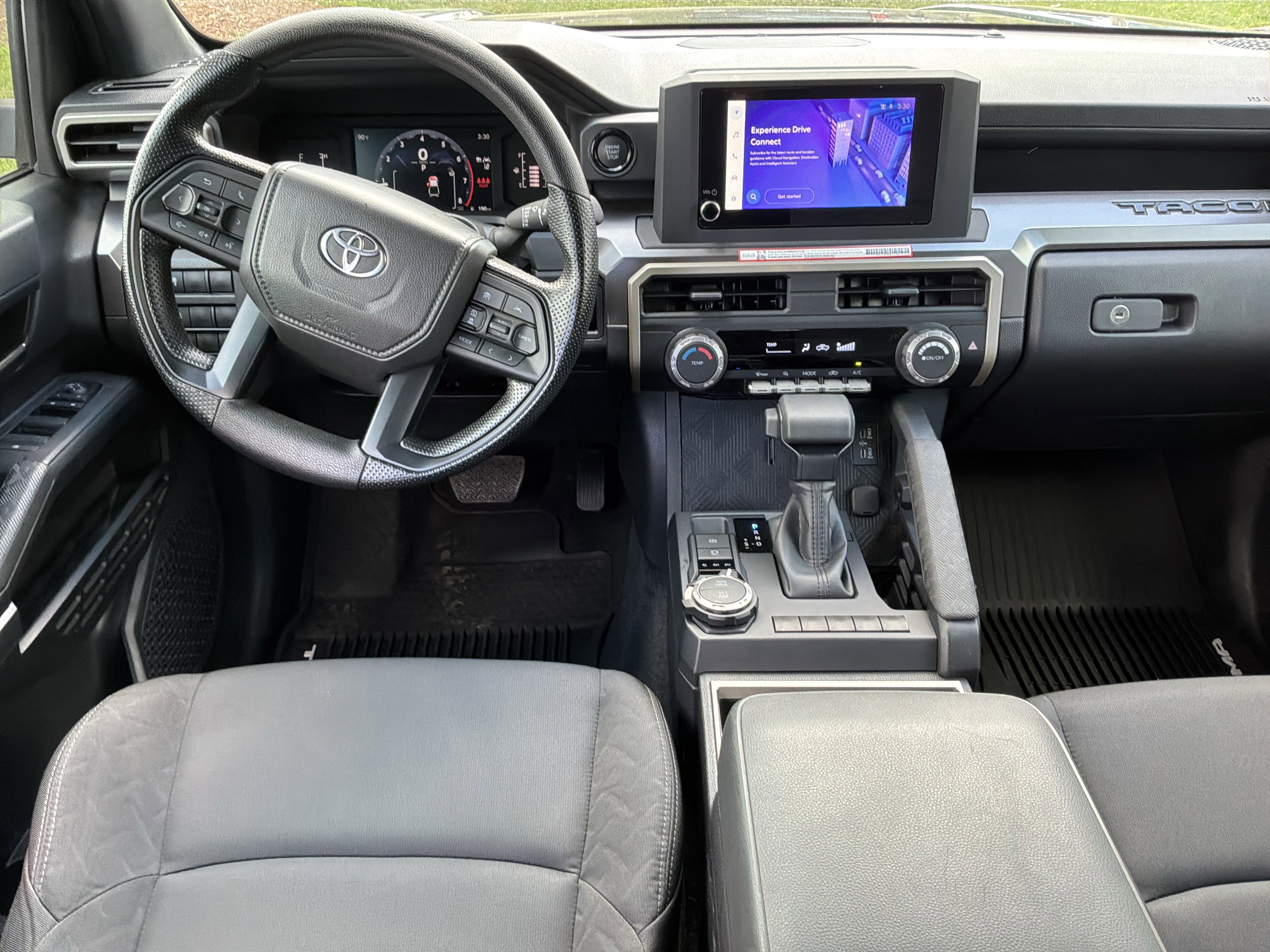 Used 2025 Toyota Tacoma SR5 AWD/4WD image 28
