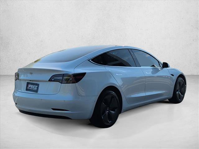 Used 2020 Tesla Model 3 Standard Range Plus image 5