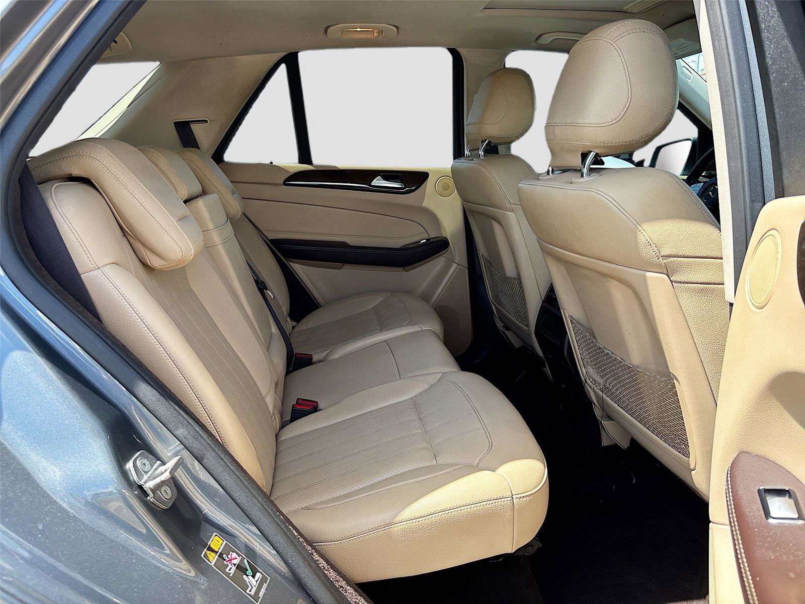 Used 2018 Mercedes-Benz GLE 350 w/ Premium 1 Package image 29