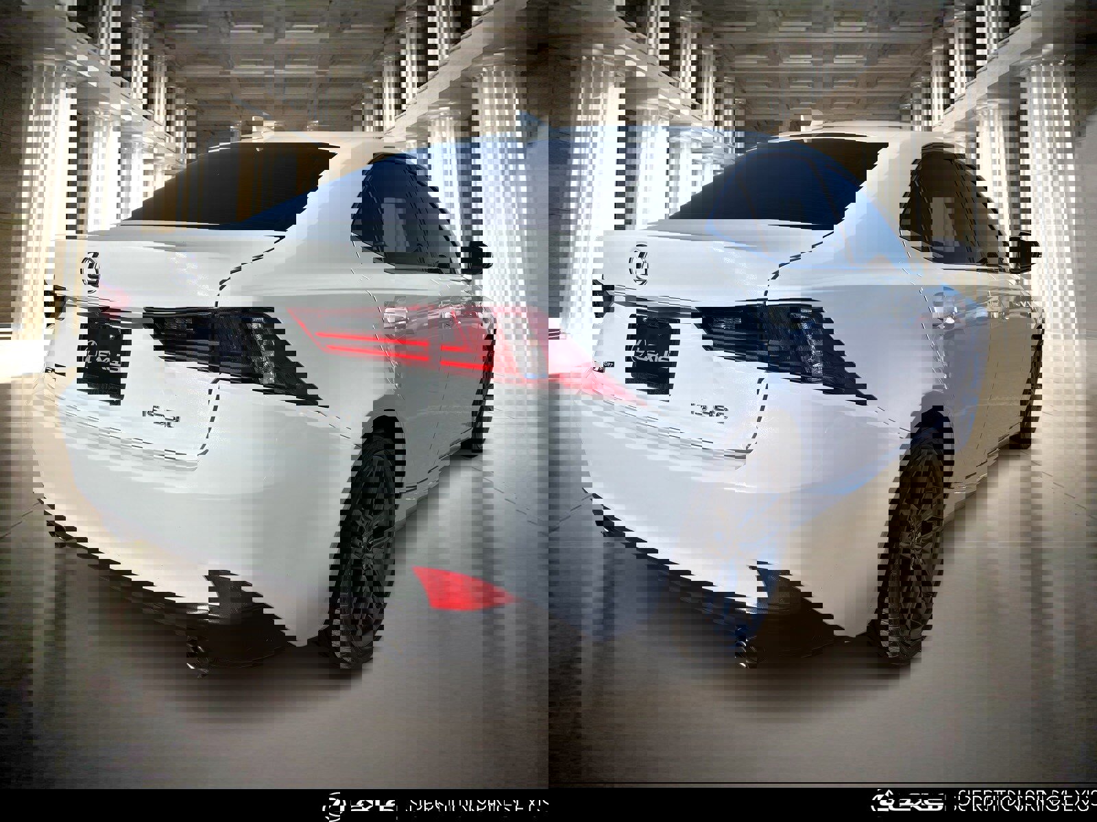 Used 2016 Lexus IS 350 image 4