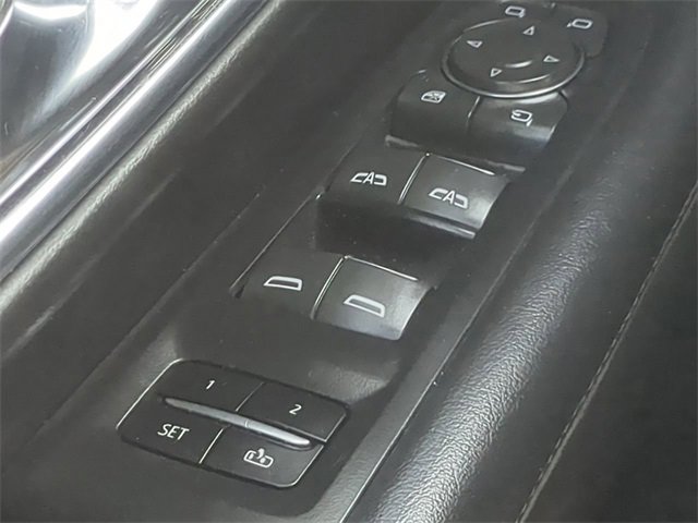 Used 2023 Chevrolet Suburban High Country w/ Premium Package image 24