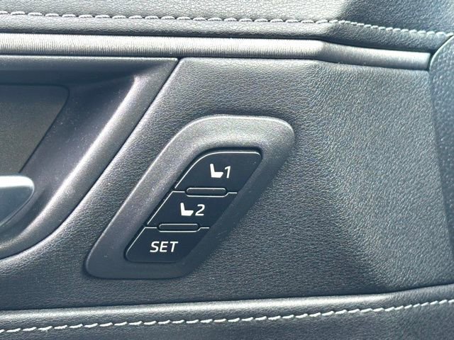 Used 2021 Toyota Venza Limited w/ Advanced Technology Package AWD/4WD image 20
