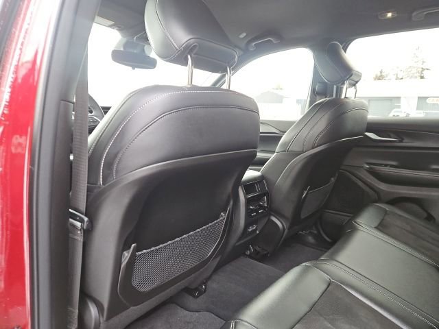 Used 2024 Jeep Grand Cherokee Altitude image 19