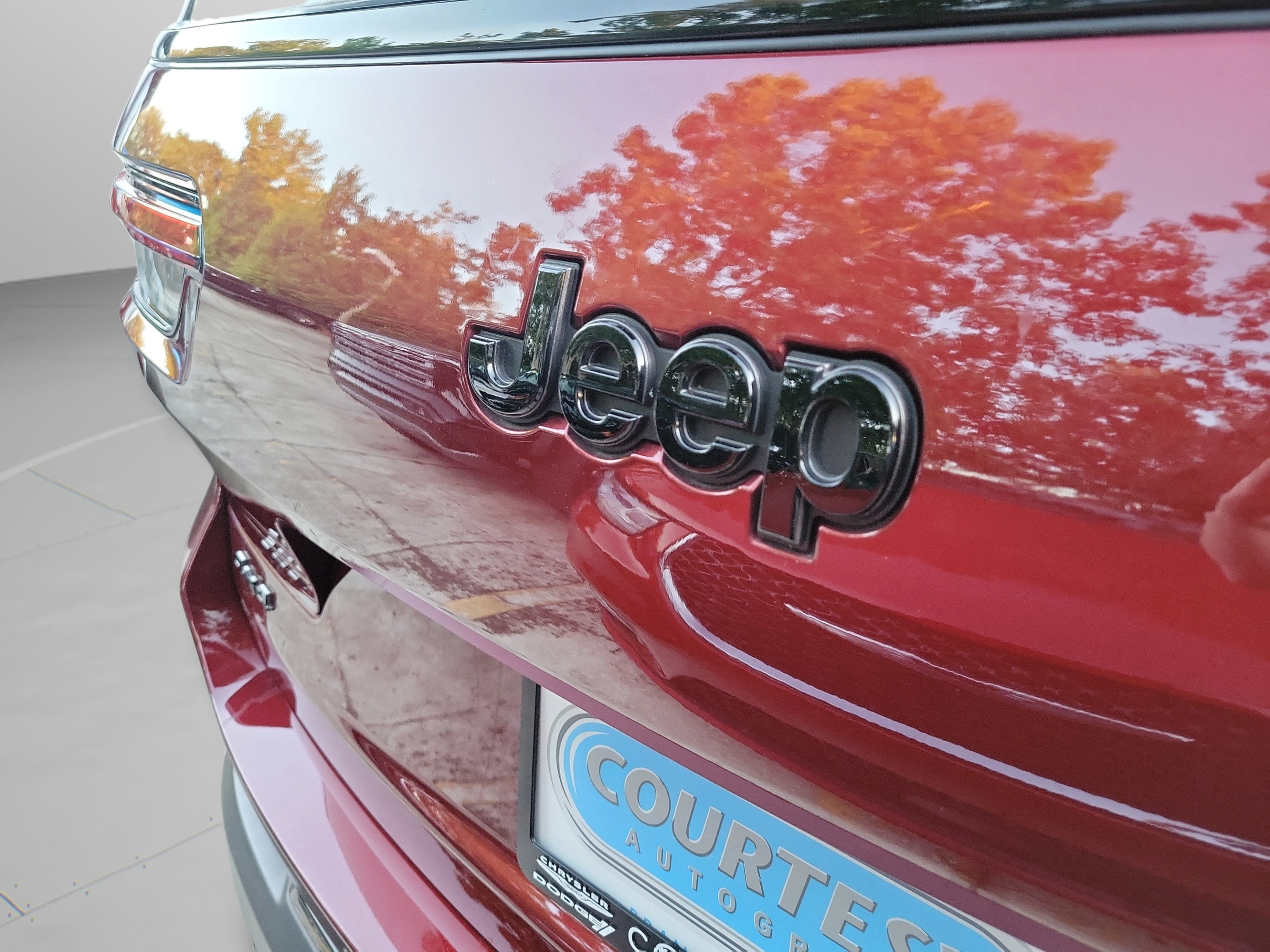 Certified 2025 Jeep Grand Cherokee L Limited w/ Black Appearance Package AWD/4WD image 31
