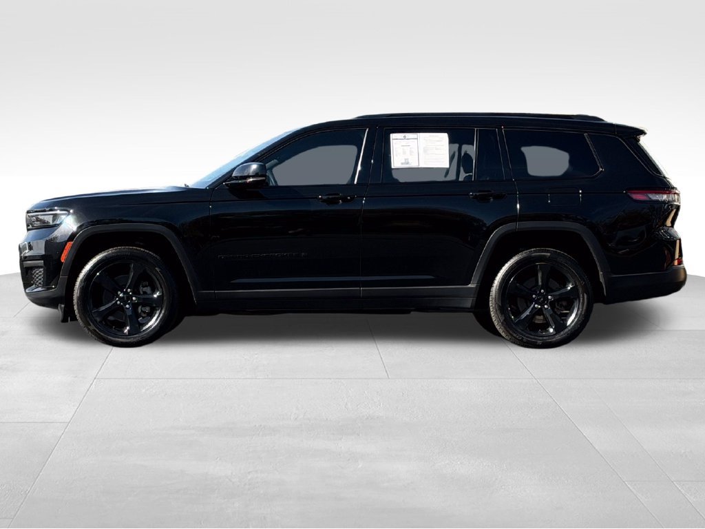 Used 2023 Jeep Grand Cherokee L Laredo AWD/4WD image 4