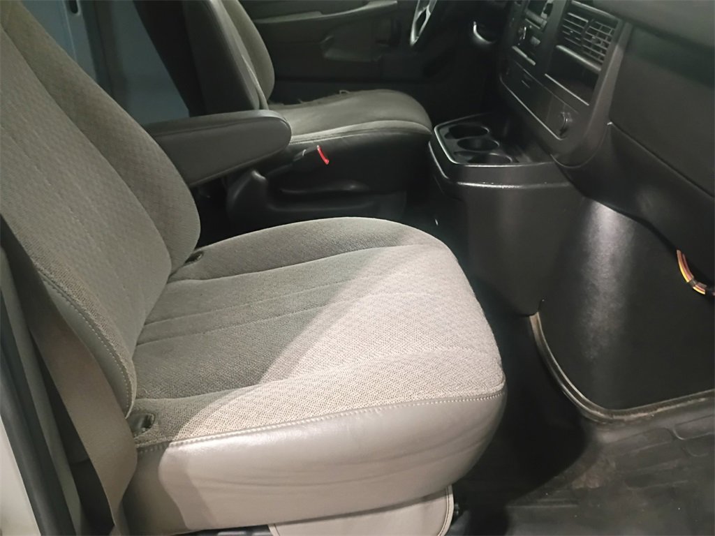 Used 2013 Chevrolet Express 1500 image 15