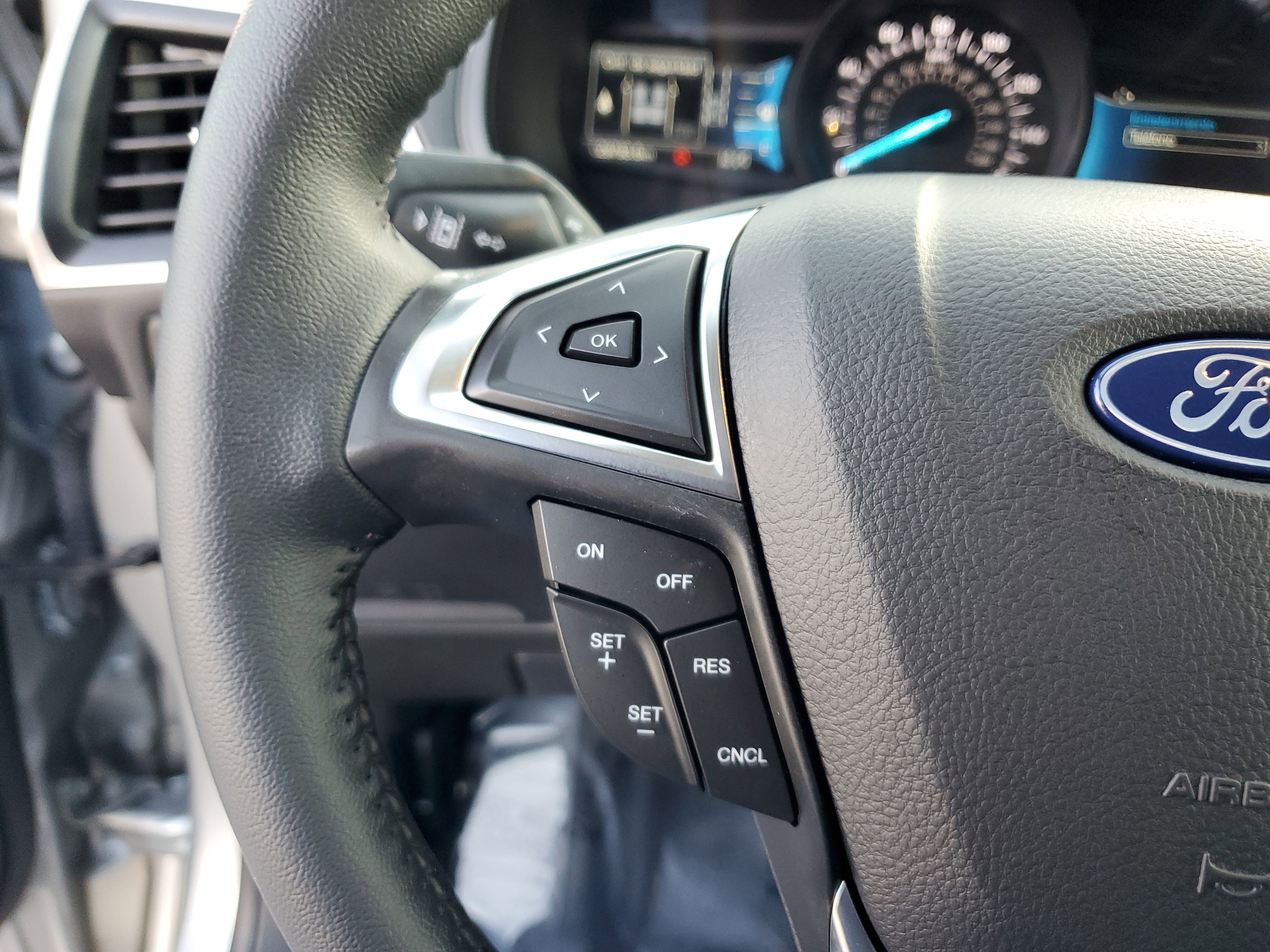 Used 2024 Ford Edge SEL w/ Convenience Package image 22