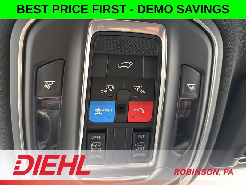 New 2026 Jeep Grand Cherokee Altitude AWD/4WD image 32