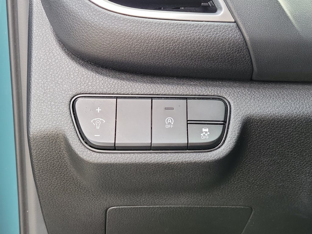 Used 2024 Kia Seltos EX FWD image 22