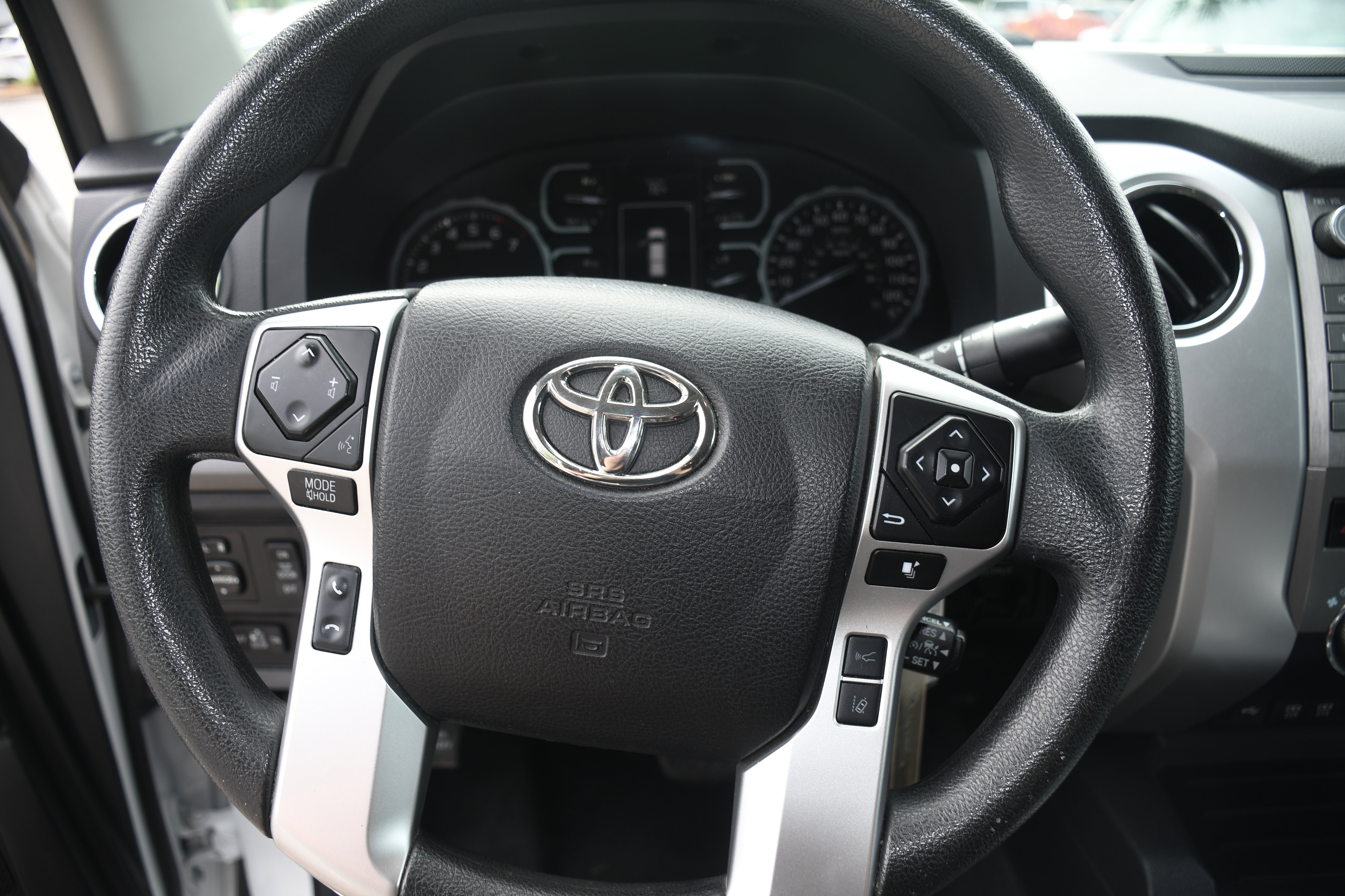 Used 2021 Toyota Tundra SR5 w/ SR5 Upgrade Package RWD image 12