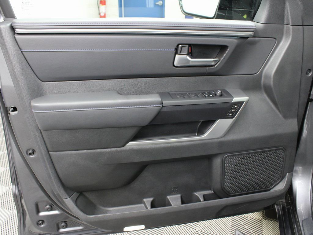 Used 2025 Toyota Sequoia Platinum image 67