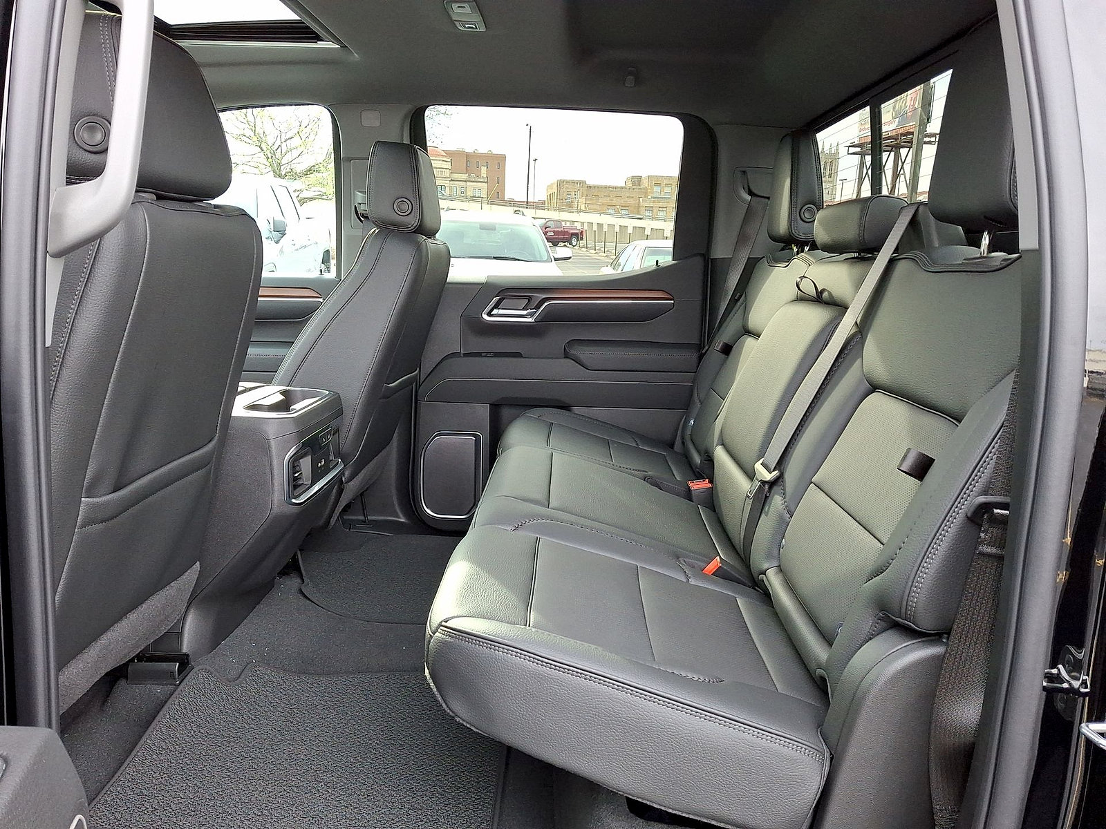 New 2026 GMC Sierra 1500 Denali w/ Technology Package AWD/4WD image 13