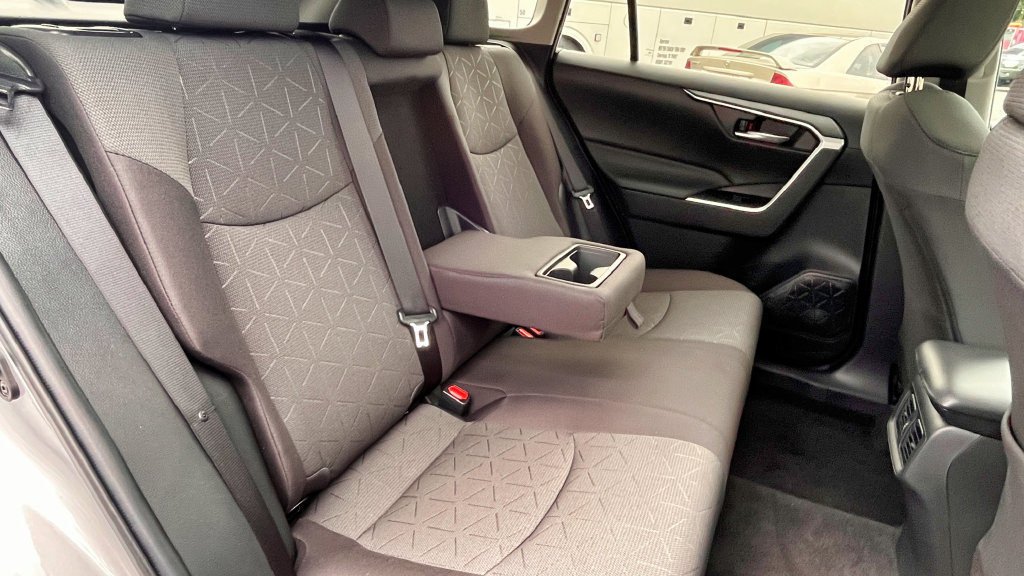 Used 2022 Toyota RAV4 XLE w/ Convenience Package AWD/4WD image 54