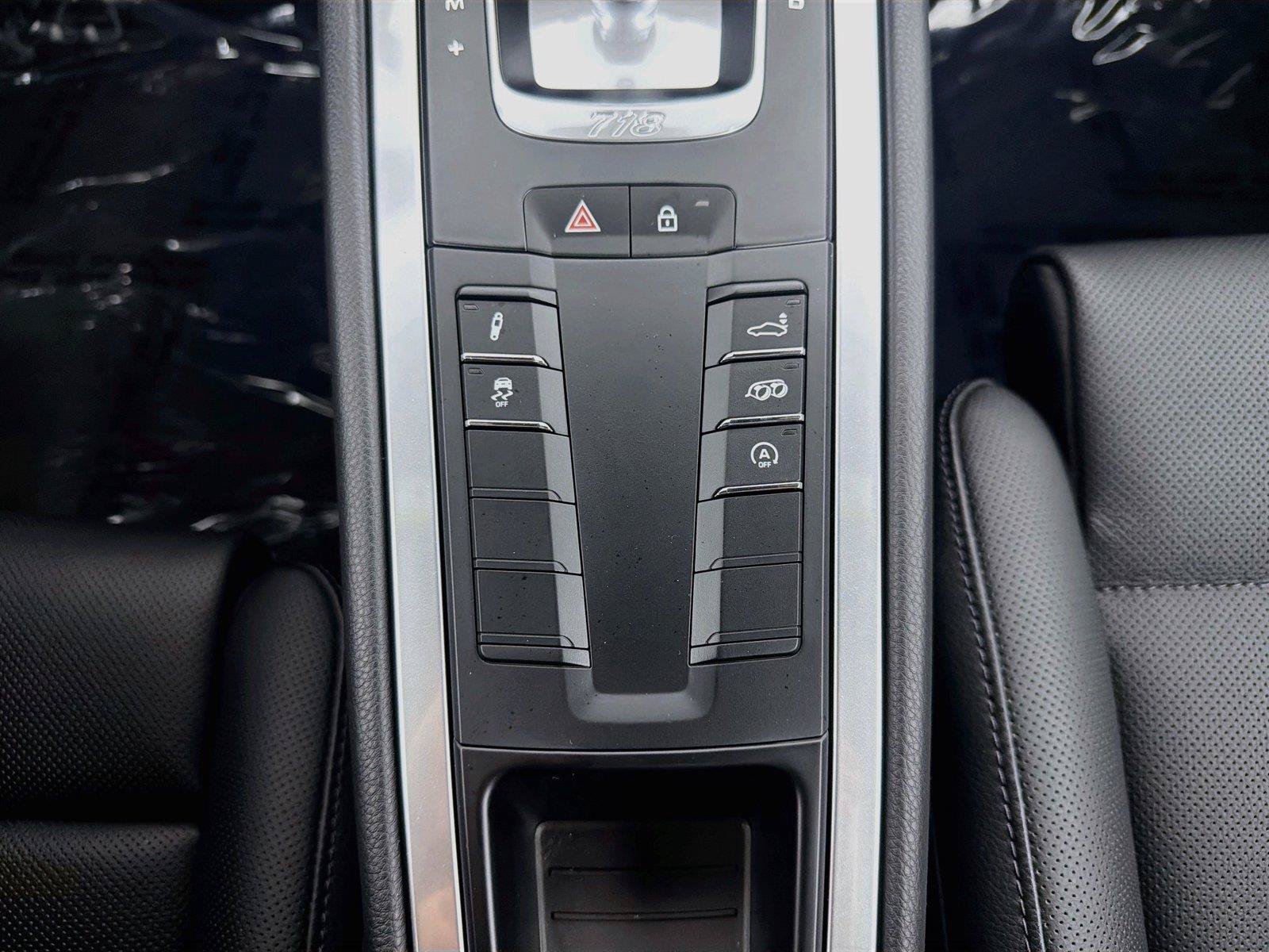 Used 2024 Porsche 718 Cayman S RWD image 21