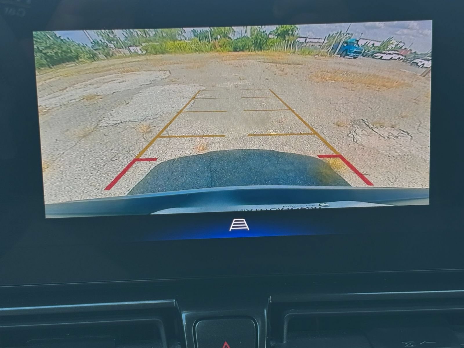 Used 2025 Chevrolet TrailBlazer LT FWD image 20