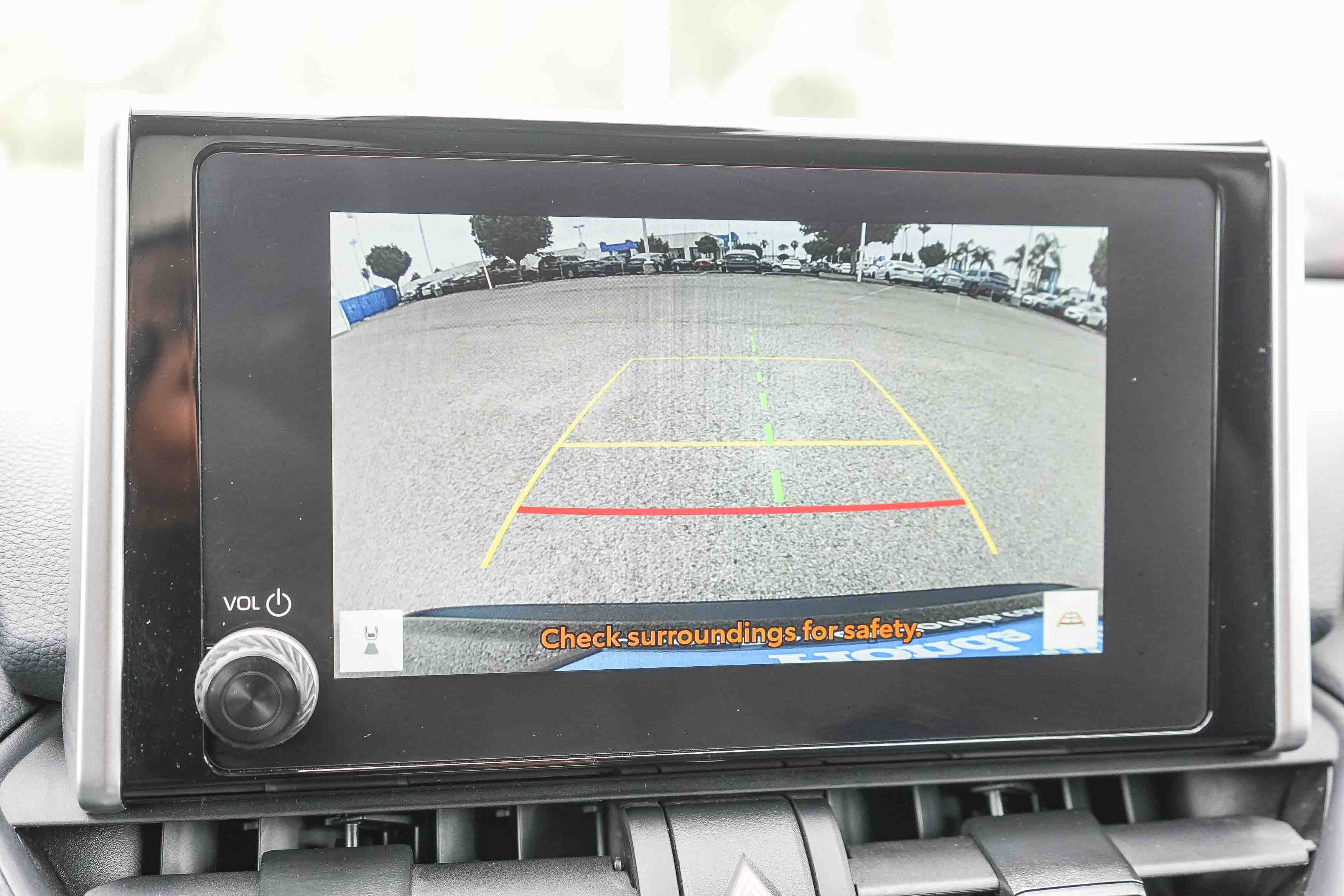 Used 2025 Toyota RAV4 XLE AWD/4WD image 26