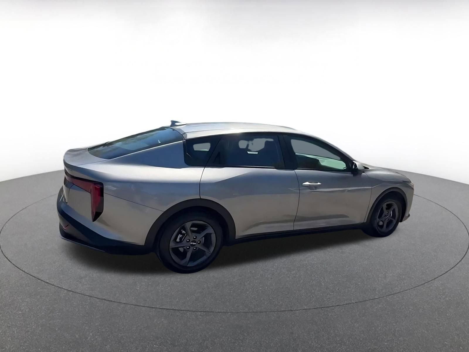 Used 2025 Kia K4 FWD image 15