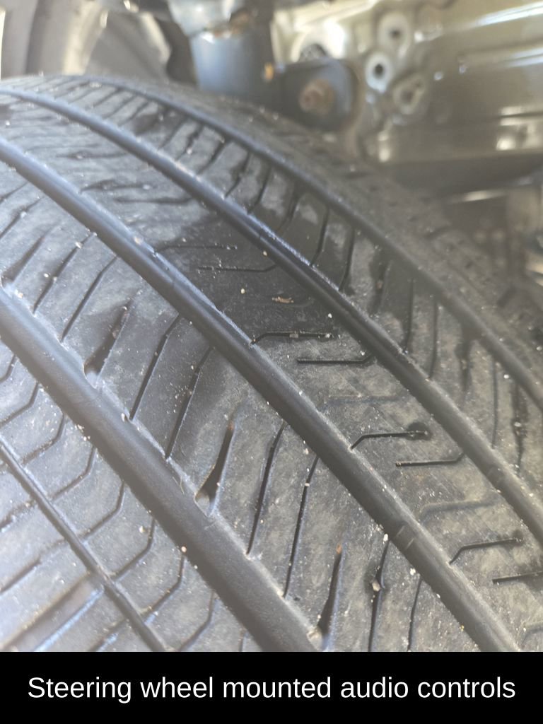 Used 2023 Honda Pilot EX-L image 10