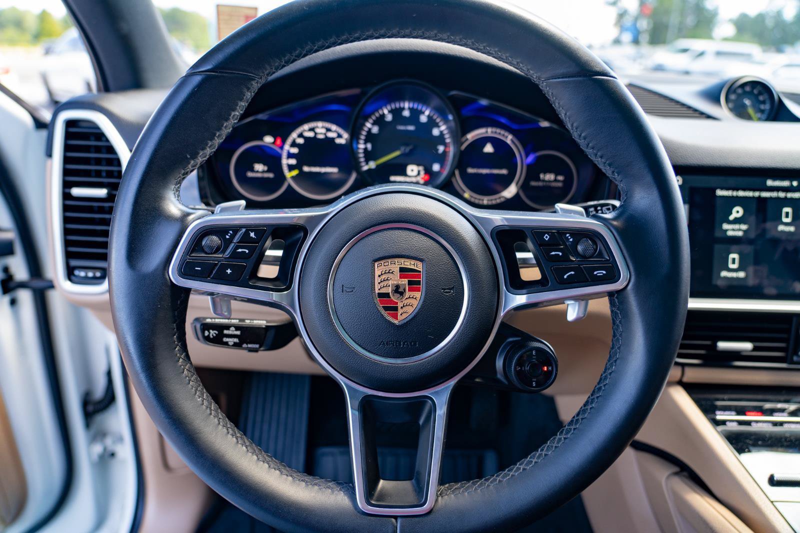 Used 2019 Porsche Cayenne E-Hybrid AWD/4WD image 18