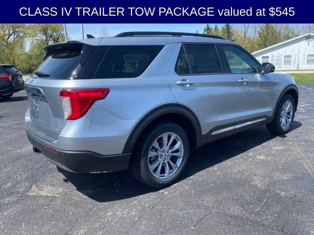 New 2024 Ford Explorer XLT w/ Equipment Group 202A AWD/4WD image 7
