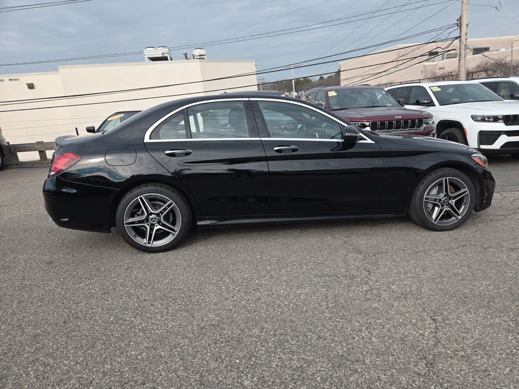 Used 2020 Mercedes-Benz C 300 4MATIC Sedan image 4
