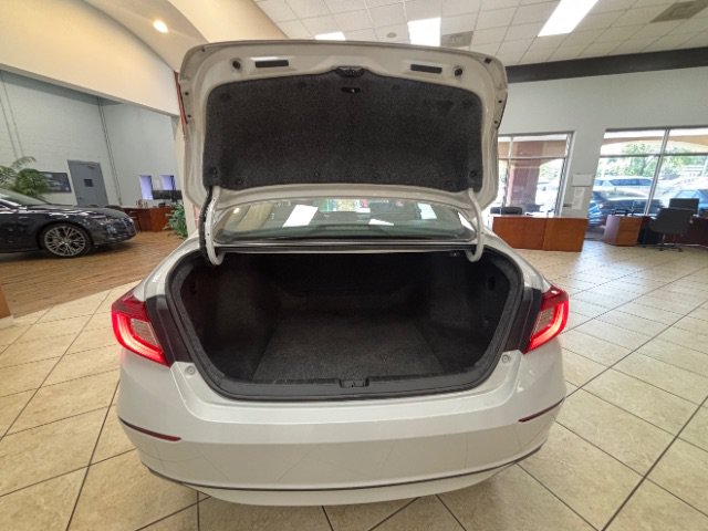 Used 2021 Honda Accord LX image 6