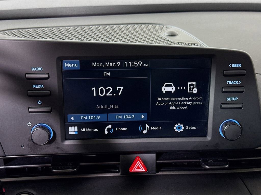 Certified 2025 Hyundai Elantra Sport w/ Cargo Package FWD image 7